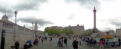 Toilet break on Trafagar Square
